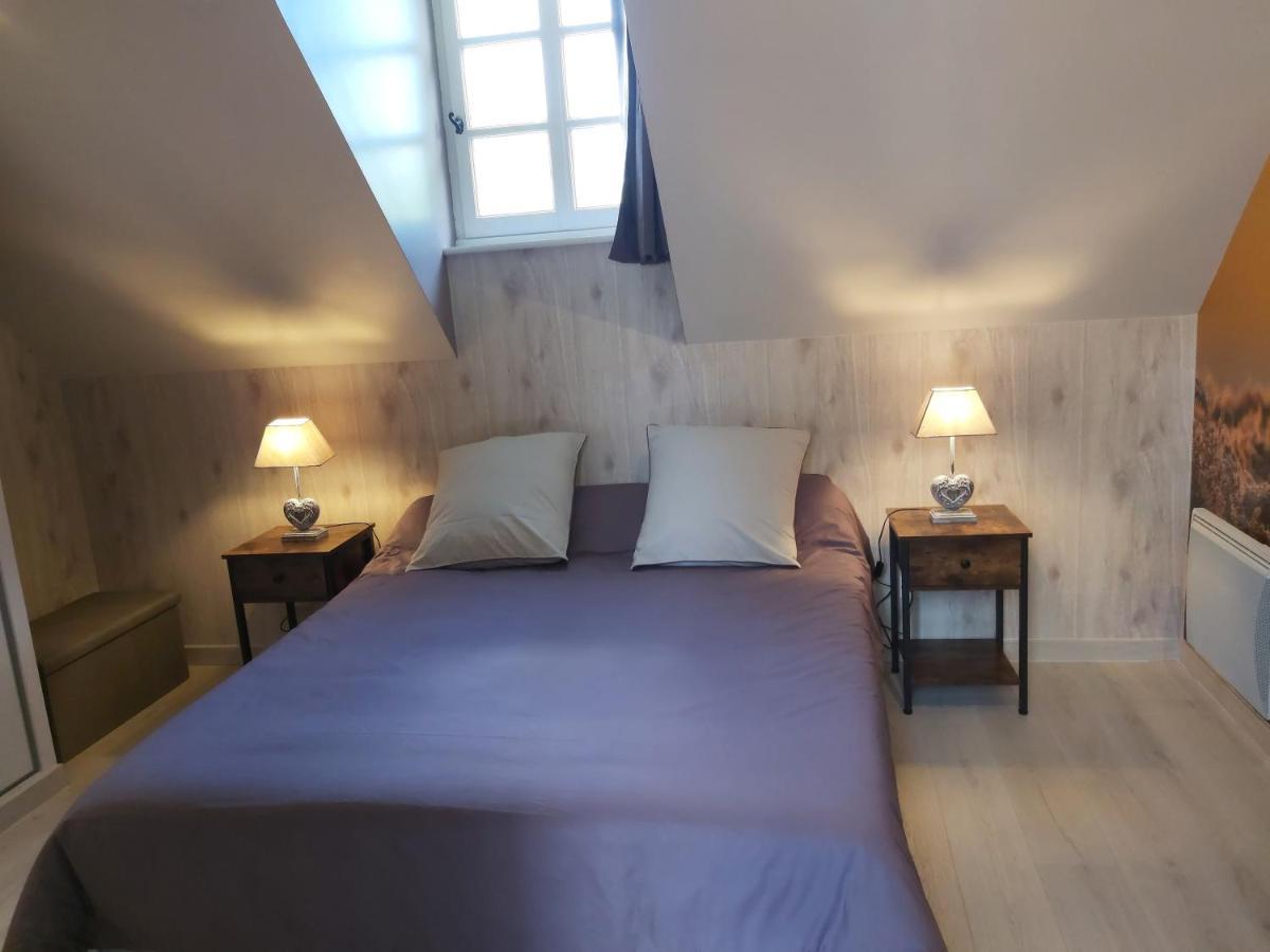 Bed and Breakfast Le Bonheur Des Plumes Montmartin-en-Graignes Екстер'єр фото